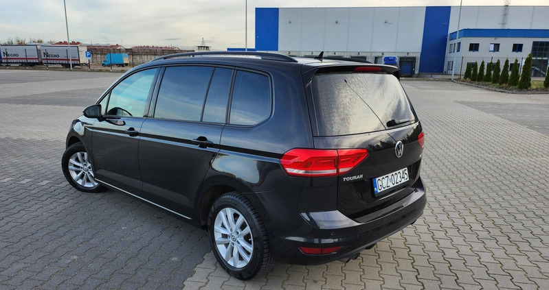 Volkswagen Touran cena 59400 przebieg: 260018, rok produkcji 2017 z Czarne małe 667